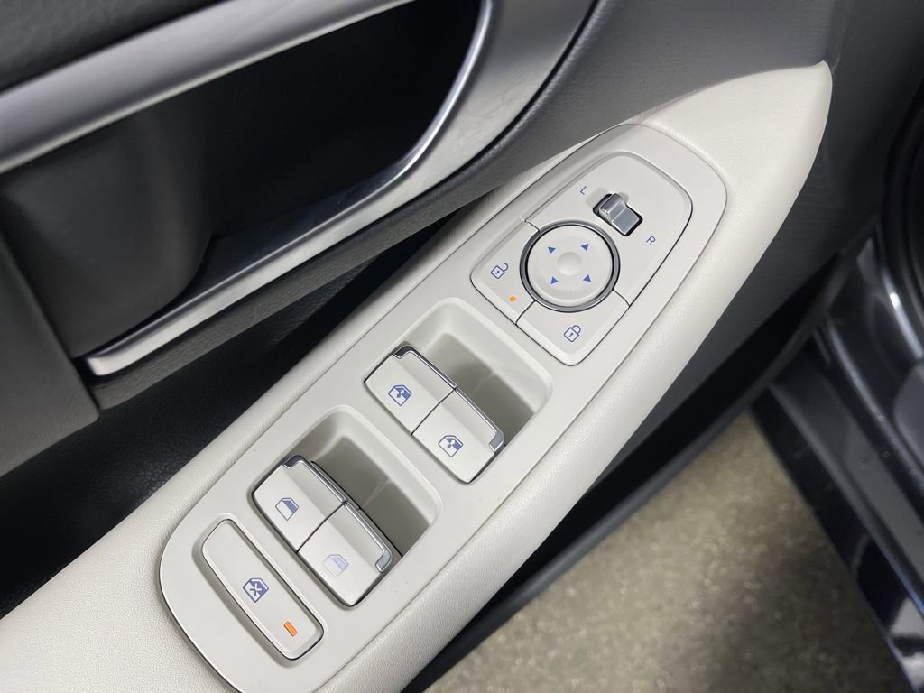 Certified 2024 Hyundai Sonata SEL image 18