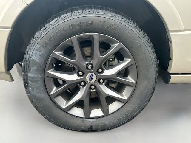 Used 2017 Ford Expedition Limited w/ Equipment Group 301A image 35