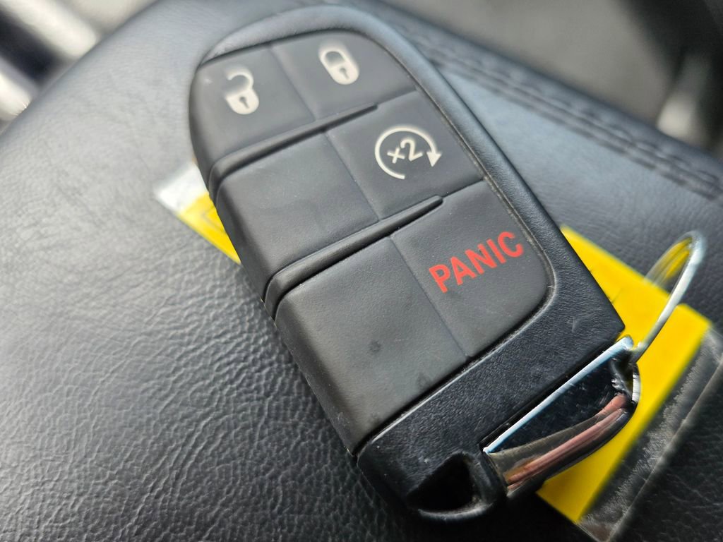 Used 2025 Jeep Compass Limited AWD/4WD image 28