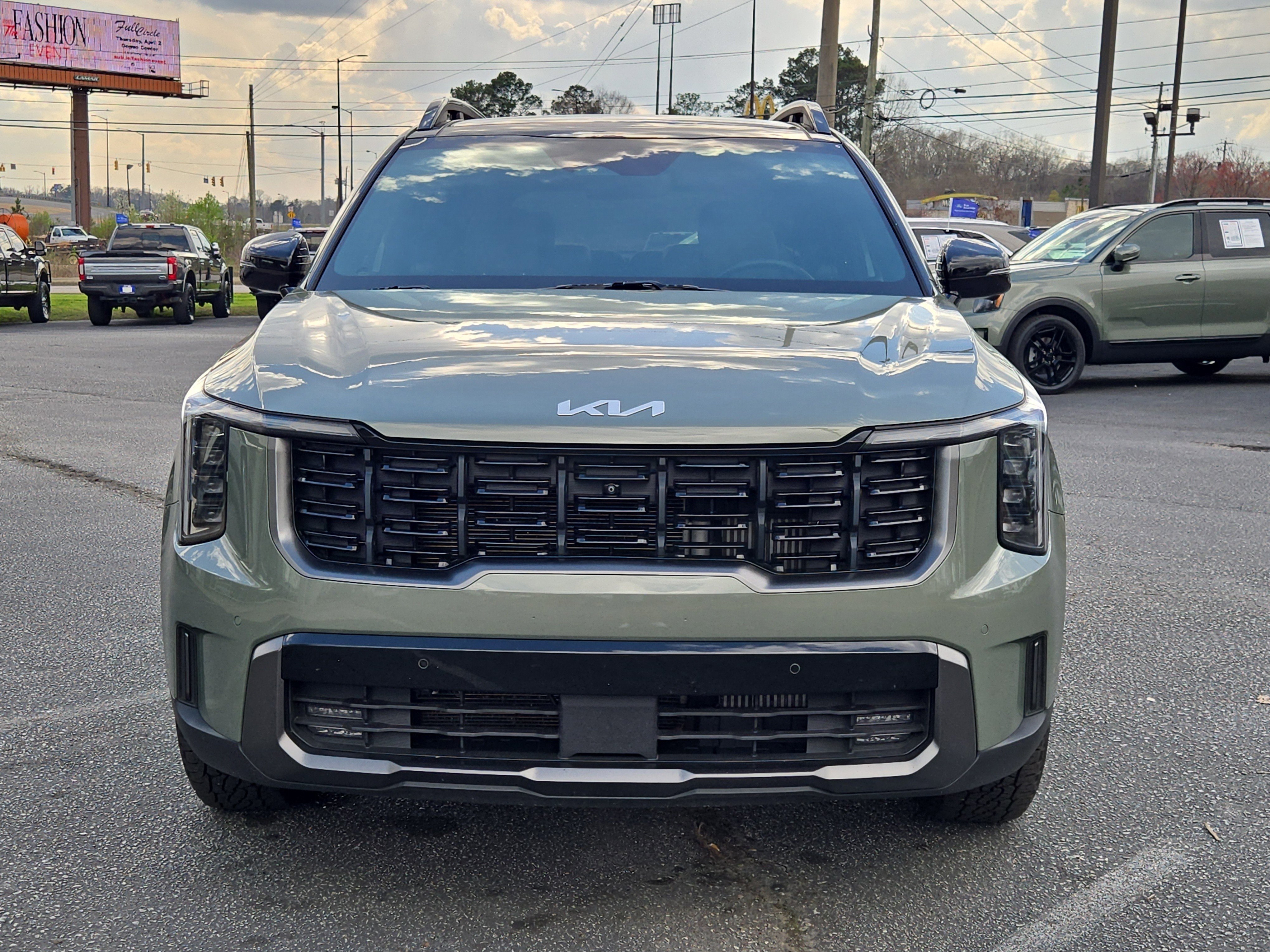 Used 2024 Kia Sorento SX Prestige w/ Olive Brown Leather Package image 3