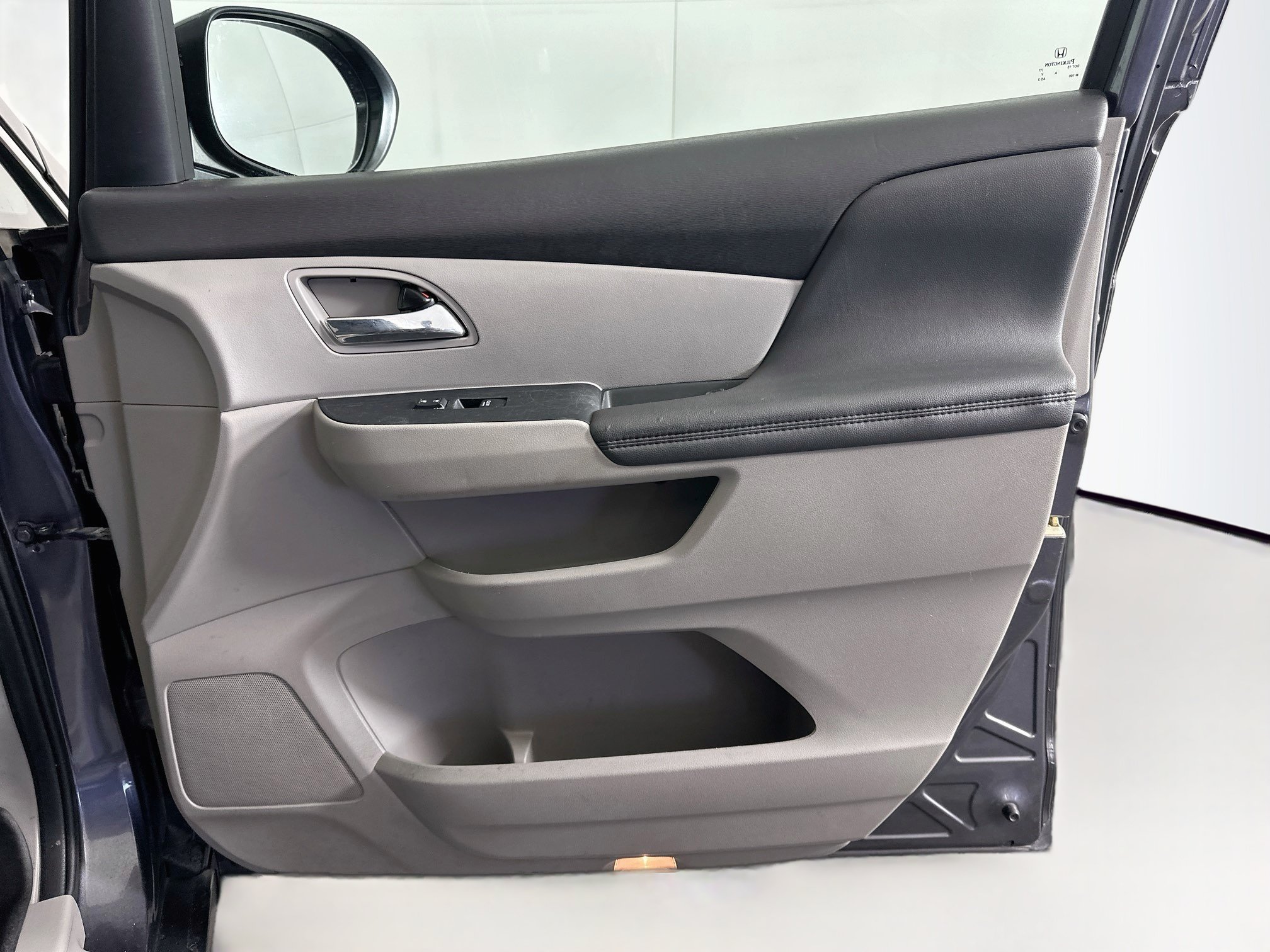 Used 2016 Honda Odyssey EX image 29