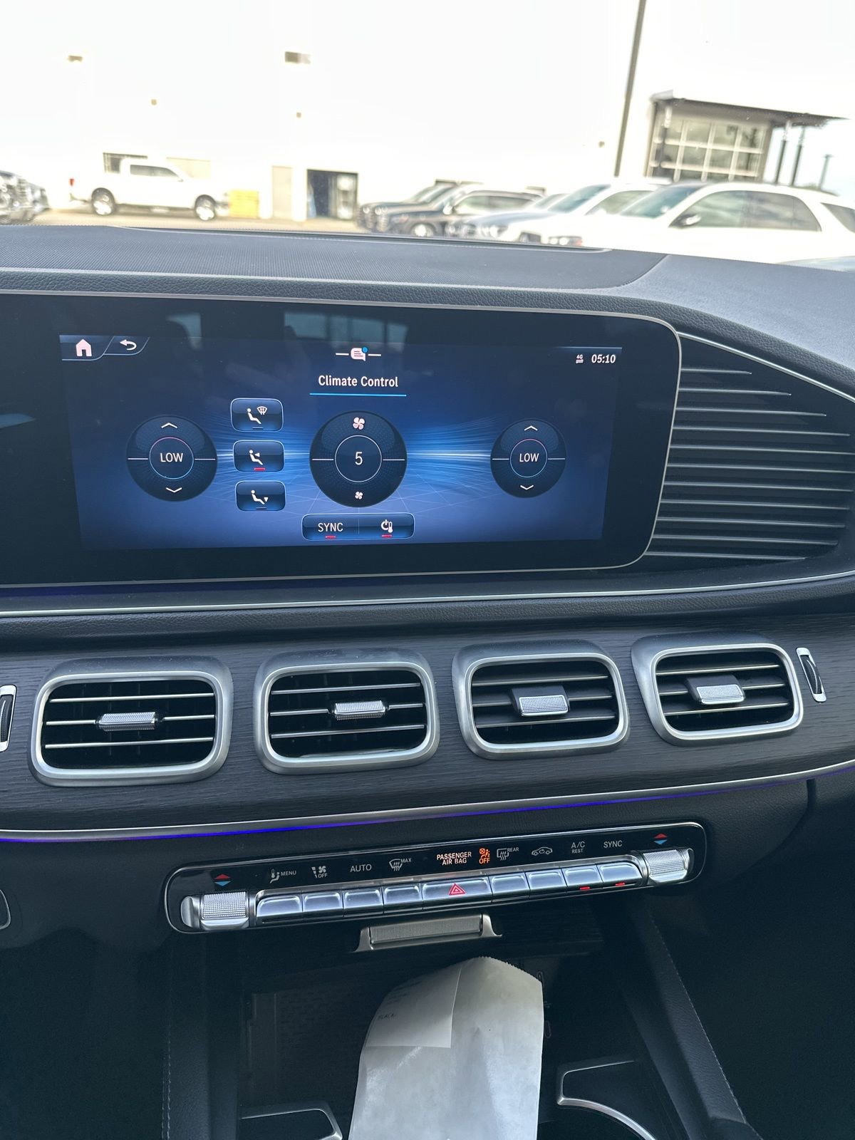 Used 2025 Mercedes-Benz GLE 350 4MATIC image 15