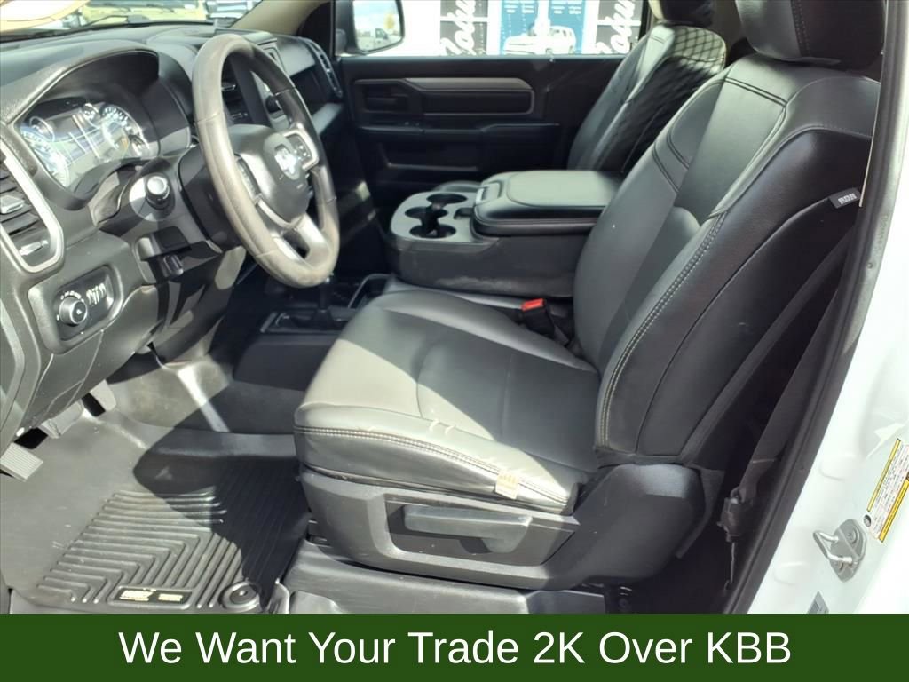 Used 2020 RAM 2500 Tradesman w/ Chrome Appearance Group image 9