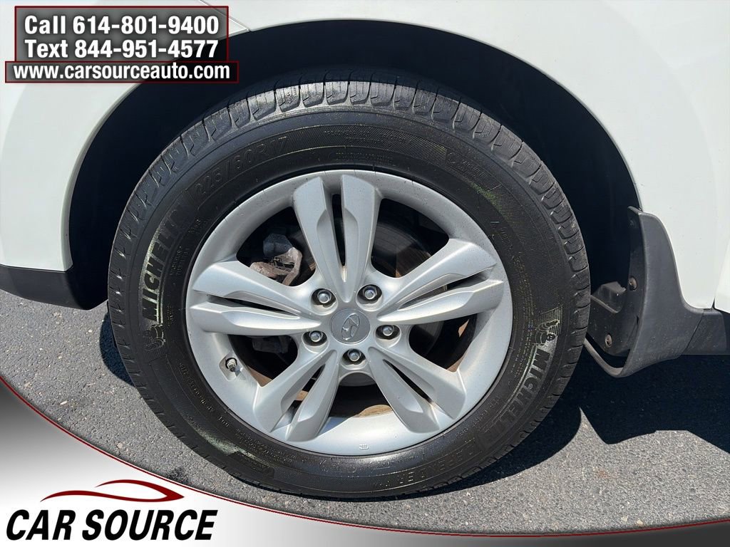 Used 2013 Hyundai Tucson GLS image 26
