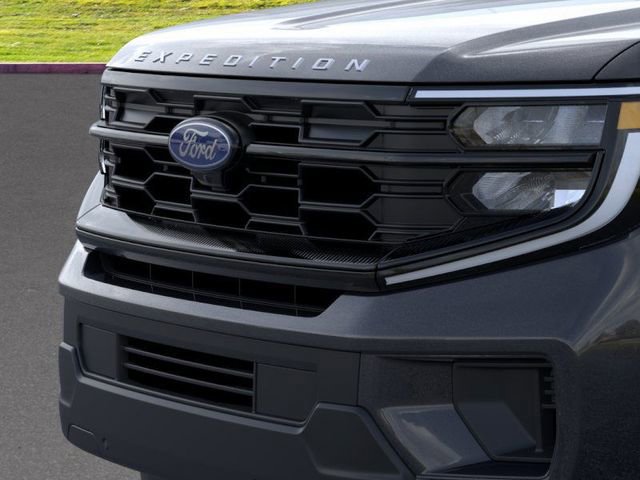 New 2026 Ford Expedition Active image 17