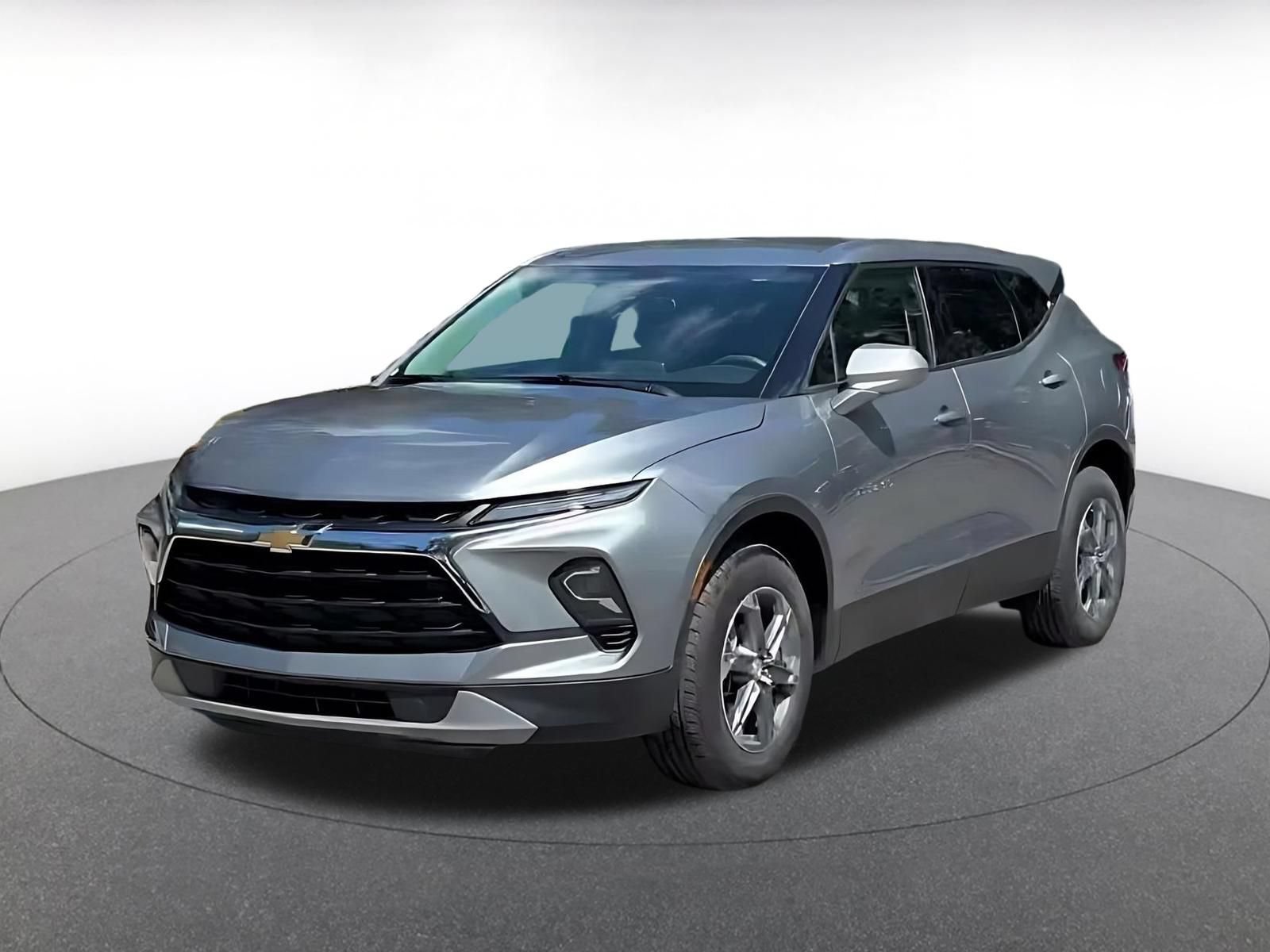 Used 2026 Chevrolet Blazer LT FWD image 6