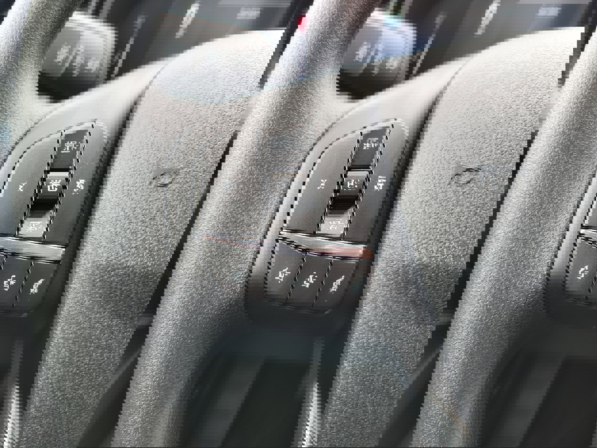 New 2025 Ford Maverick XL image 20