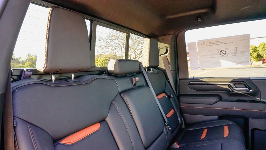 New 2026 GMC Sierra 3500 AT4 w/ AT4 Premium Plus Package image 19