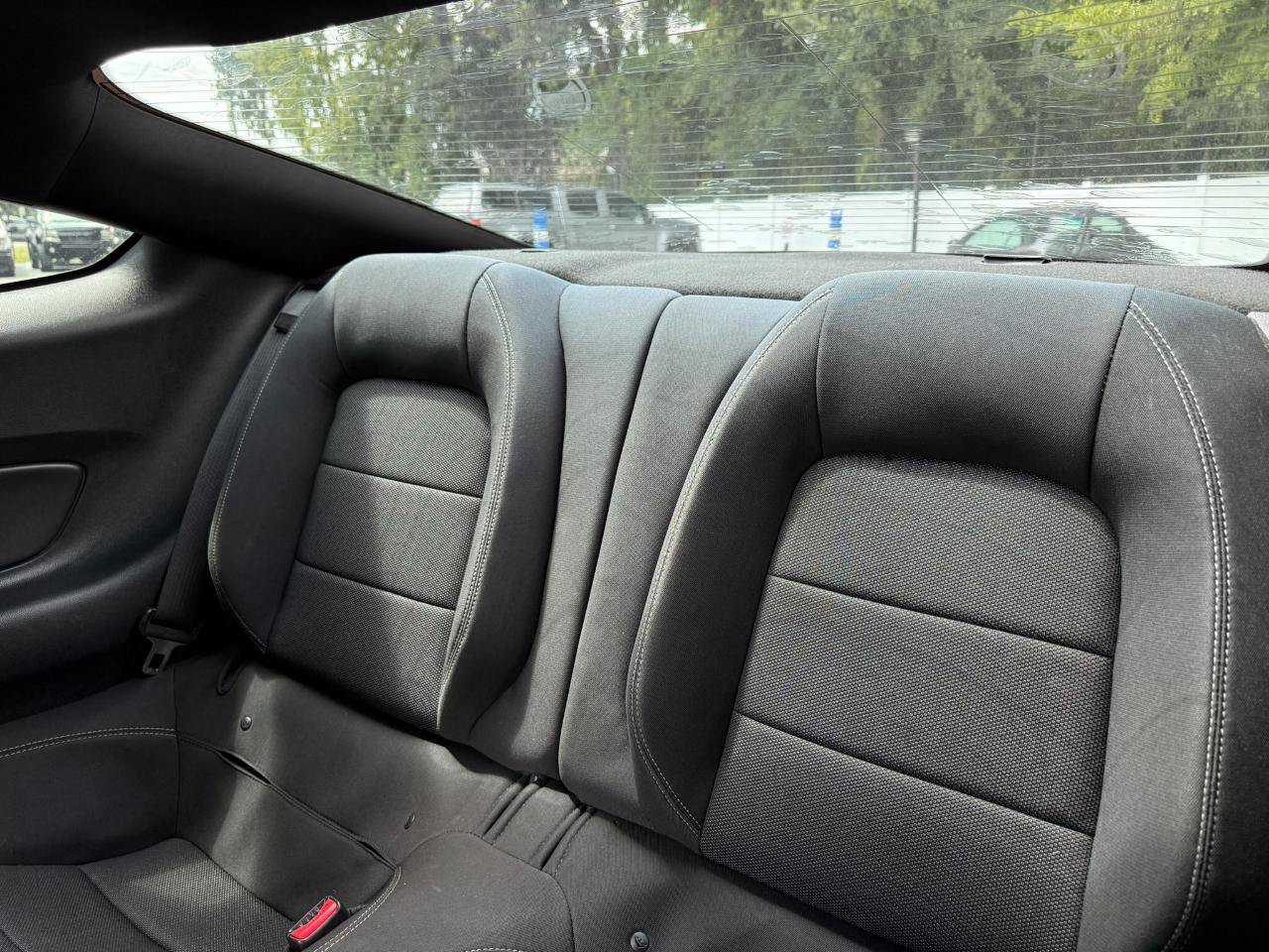 Used 2017 Ford Mustang Coupe RWD image 26