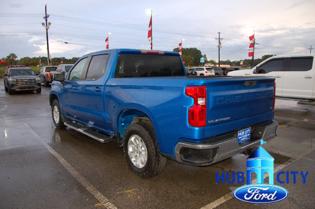 Used 2022 Chevrolet Silverado 1500 LT RWD image 3