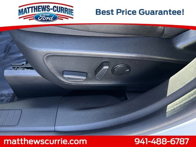 Certified 2023 Ford Escape Platinum w/ Premium Technology Package AWD/4WD image 10