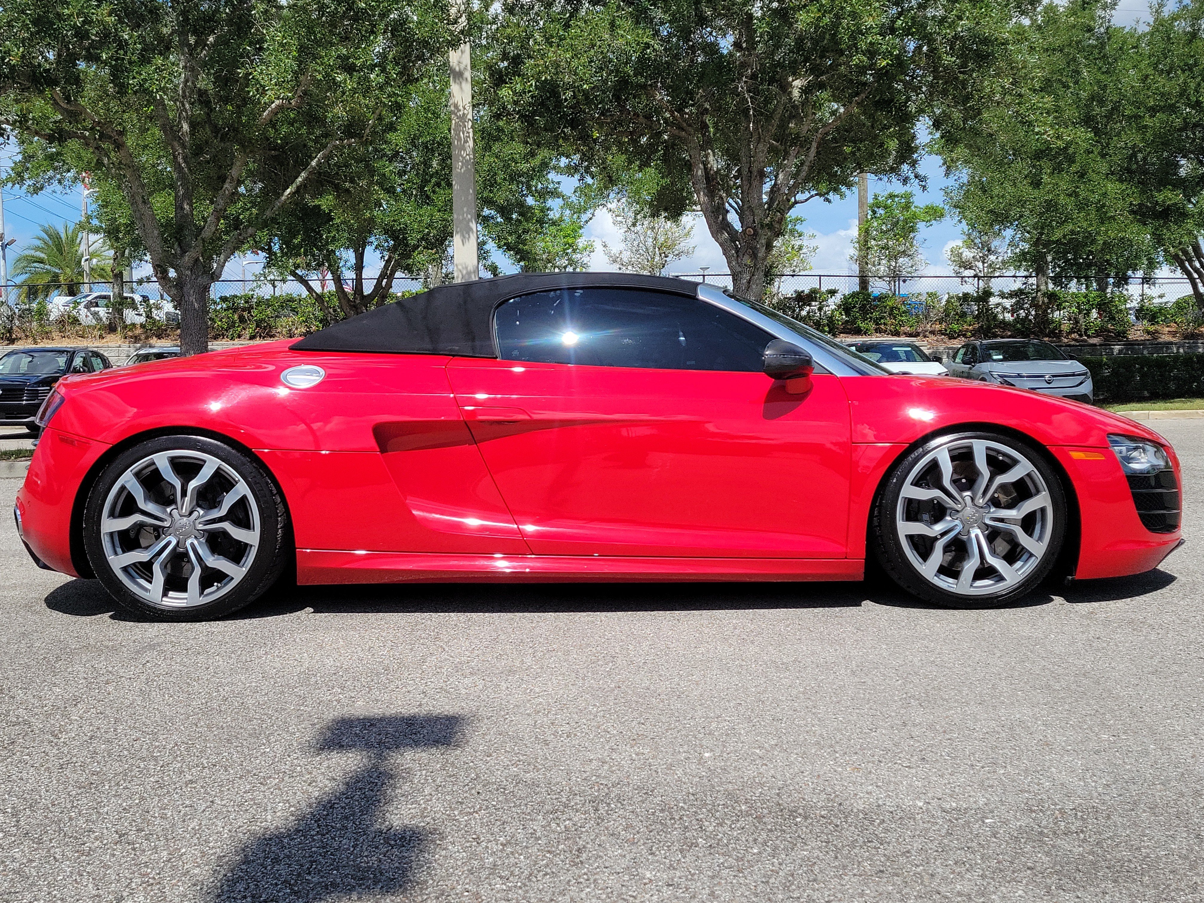 Used 2011 Audi R8 V10 AWD/4WD image 4