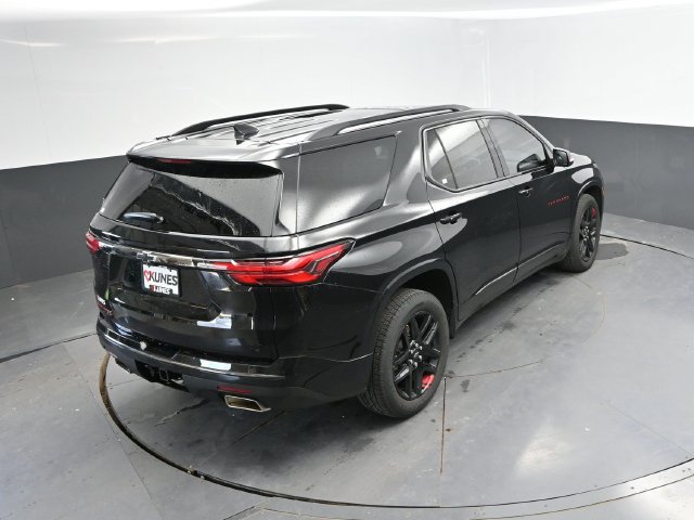 Used 2023 Chevrolet Traverse Premier w/ Redline Edition AWD/4WD image 41