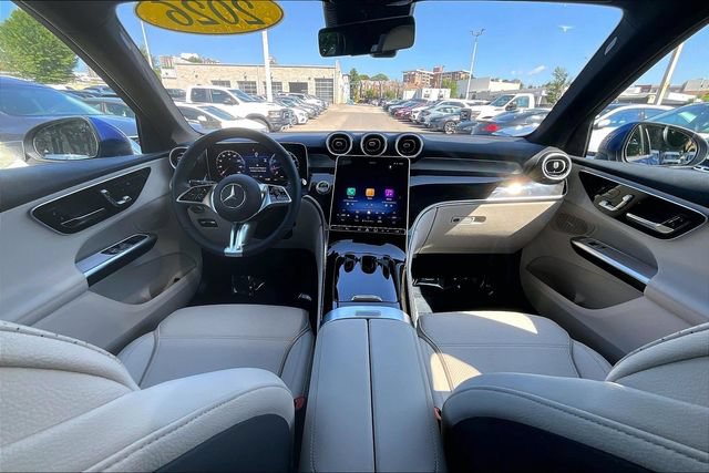 Used 2026 Mercedes-Benz GLC 300 4MATIC image 12
