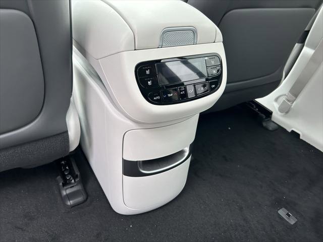 New 2026 Hyundai Ioniq 9 Limited image 25
