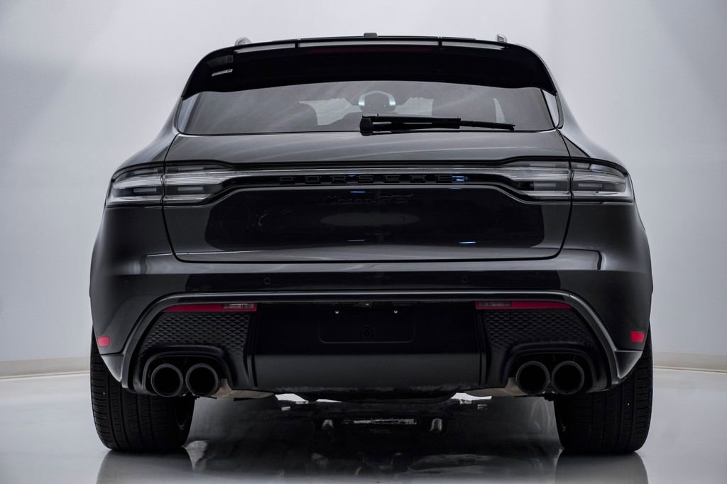 Certified 2025 Porsche Macan GTS image 10