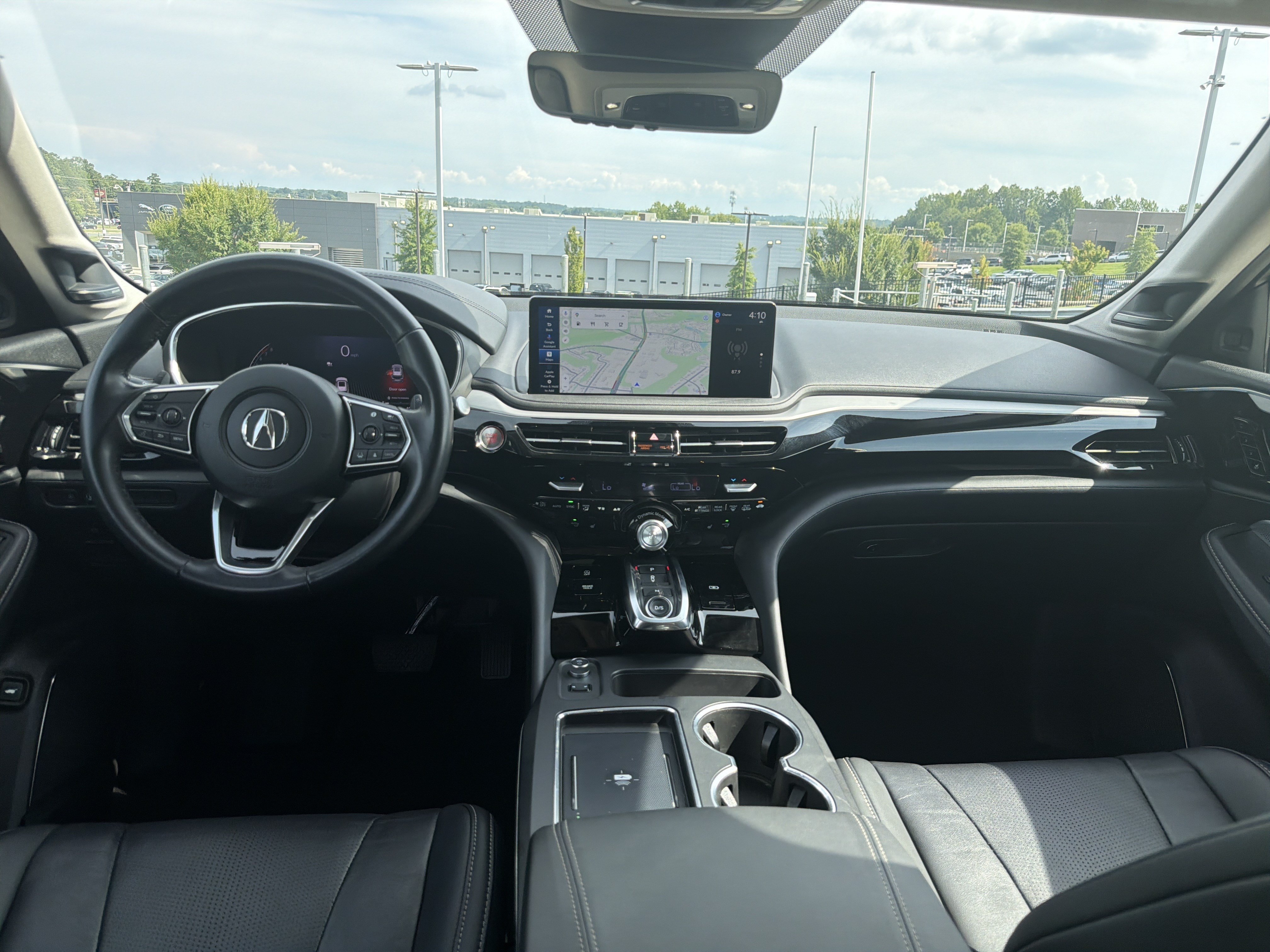 Certified 2025 Acura MDX w/ Technology Package FWD image 6