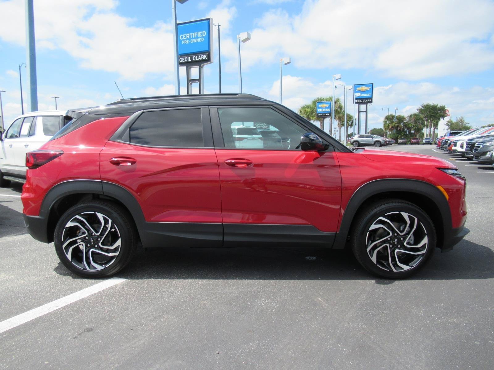 New 2026 Chevrolet TrailBlazer RS w/ Driver Confidence Package FWD image 4