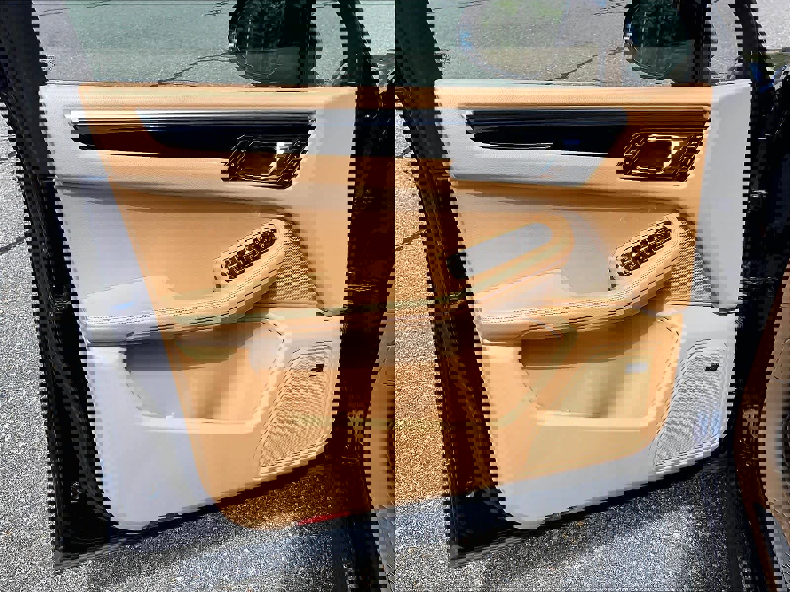 Used 2017 Porsche Macan S image 9