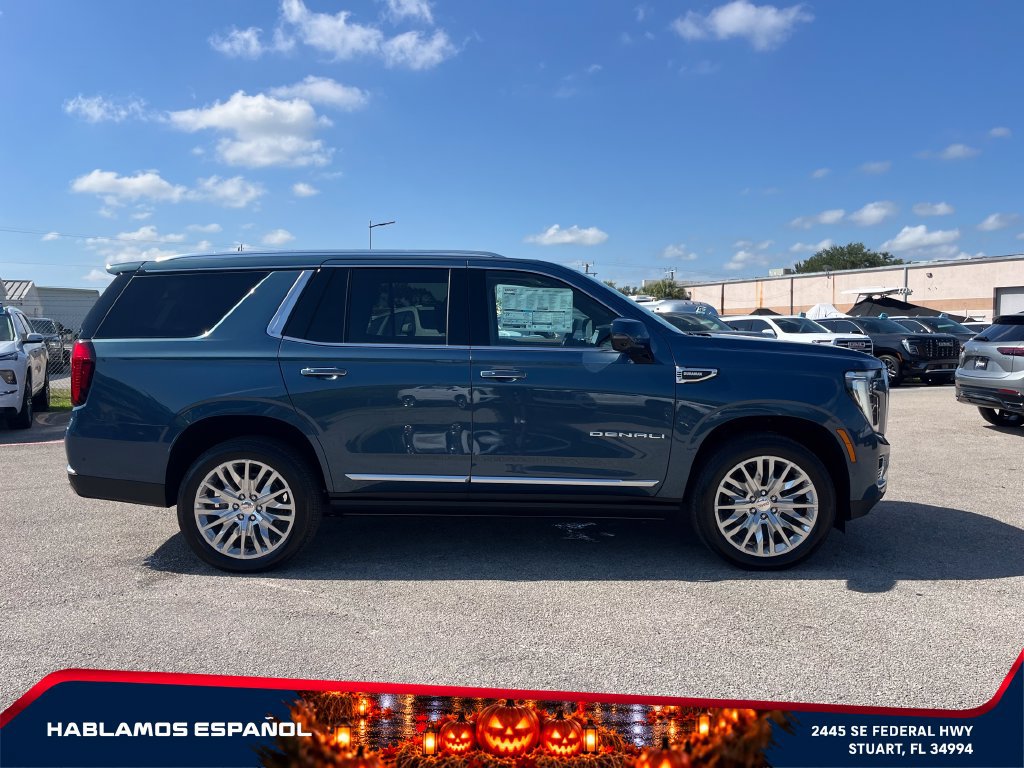 New 2026 GMC Yukon Denali w/ Denali Reserve Package AWD/4WD image 8