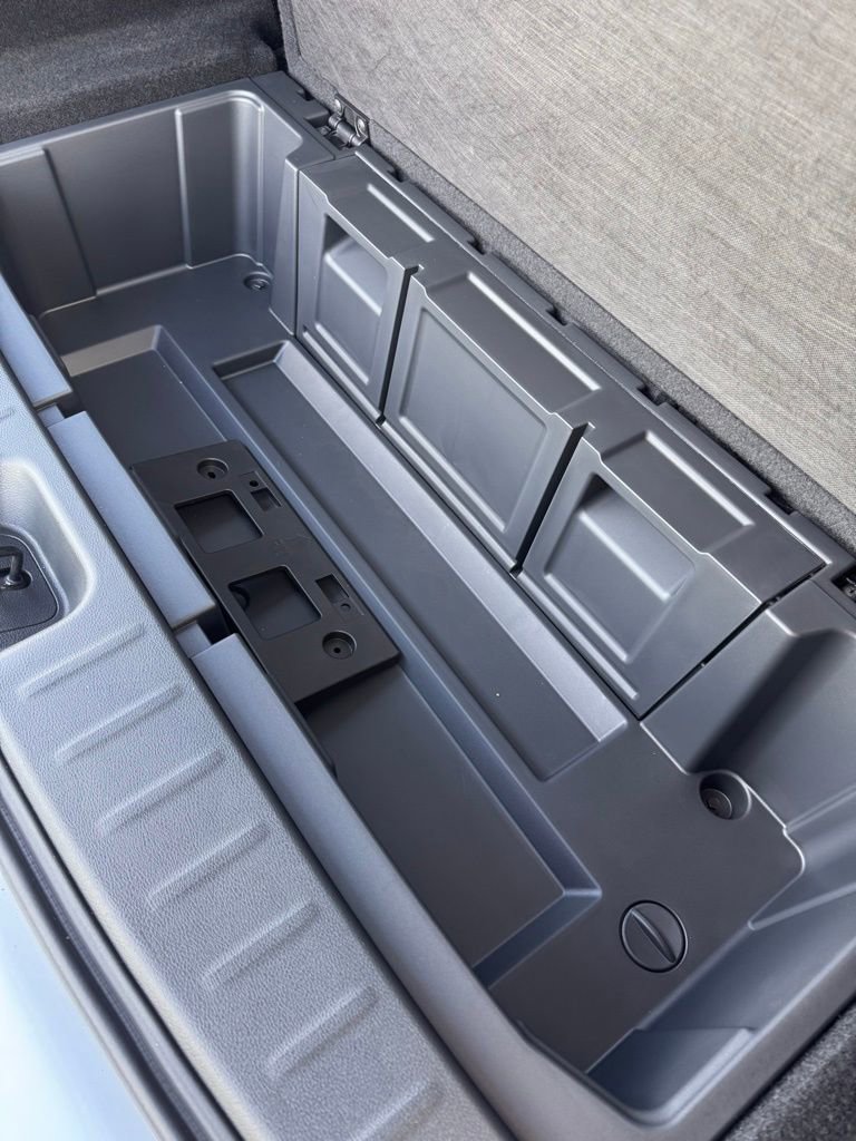 Used 2025 Nissan Pathfinder SL image 16