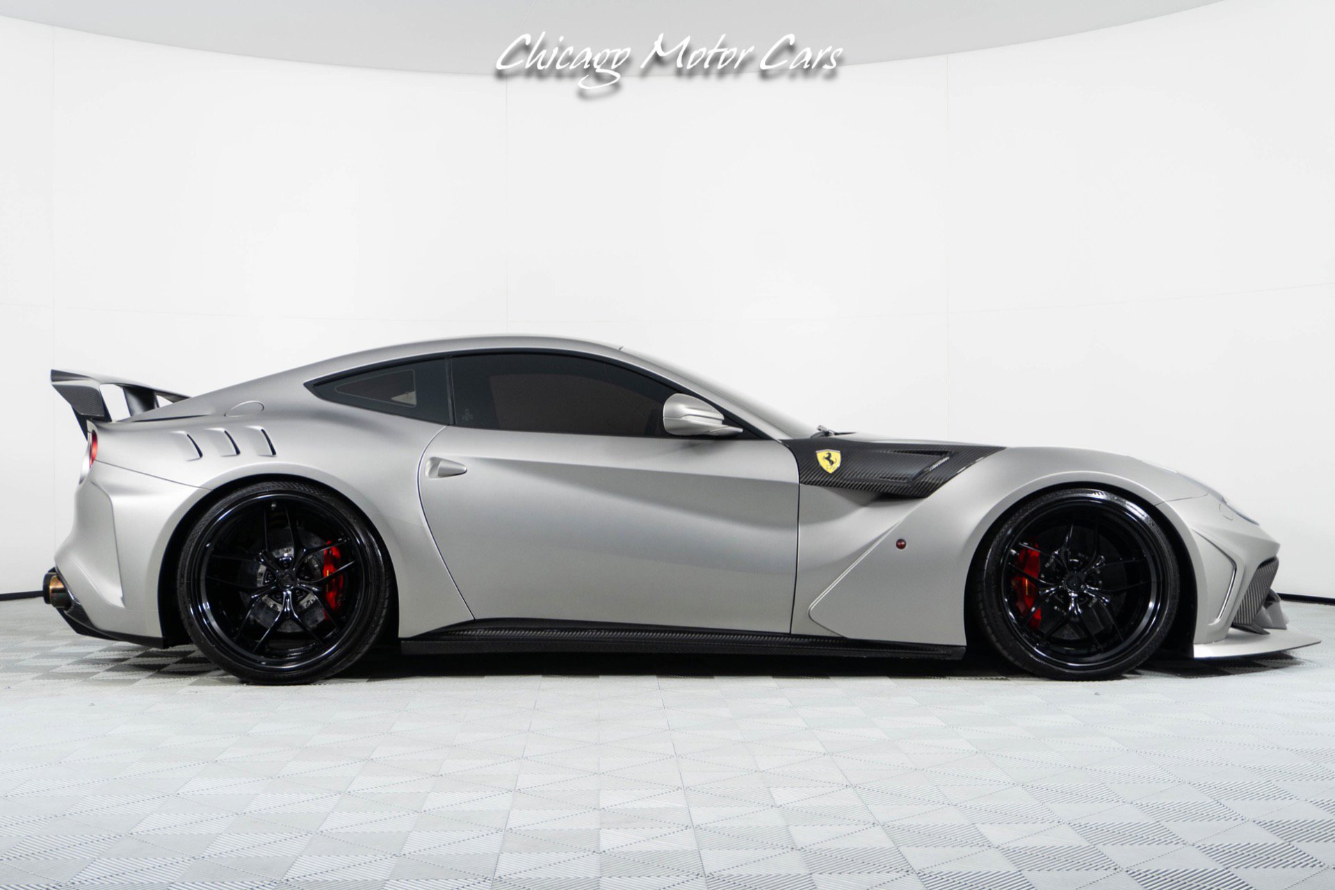 Used 2016 Ferrari F12 Berlinetta RWD image 13