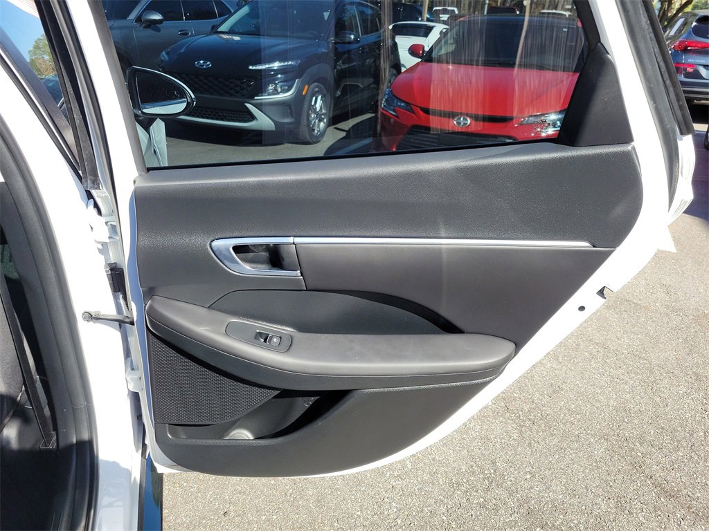 Certified 2023 Hyundai Sonata SEL w/ Convenience Package image 45