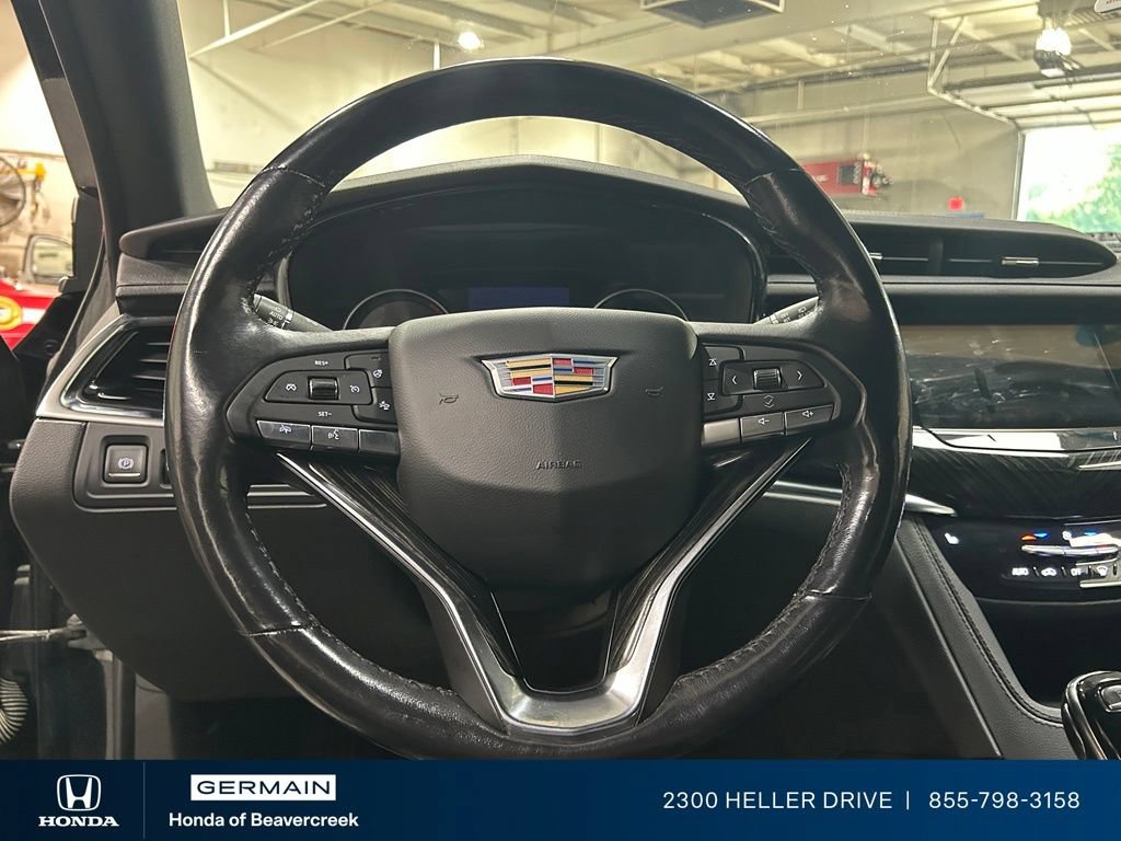 Used 2022 Cadillac XT6 Premium Luxury AWD/4WD image 16