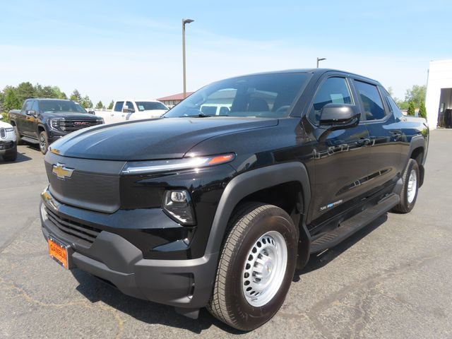 Used 2025 Chevrolet Silverado EV W/T AWD/4WD image 3