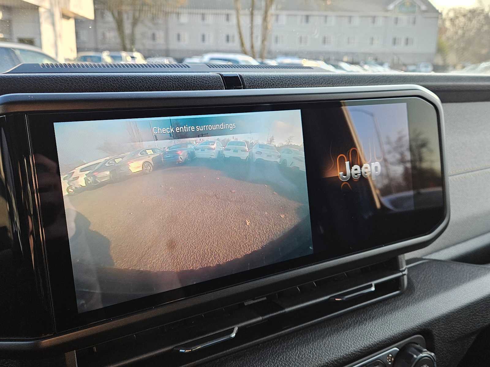 Used 2024 Jeep Wrangler Willys image 27