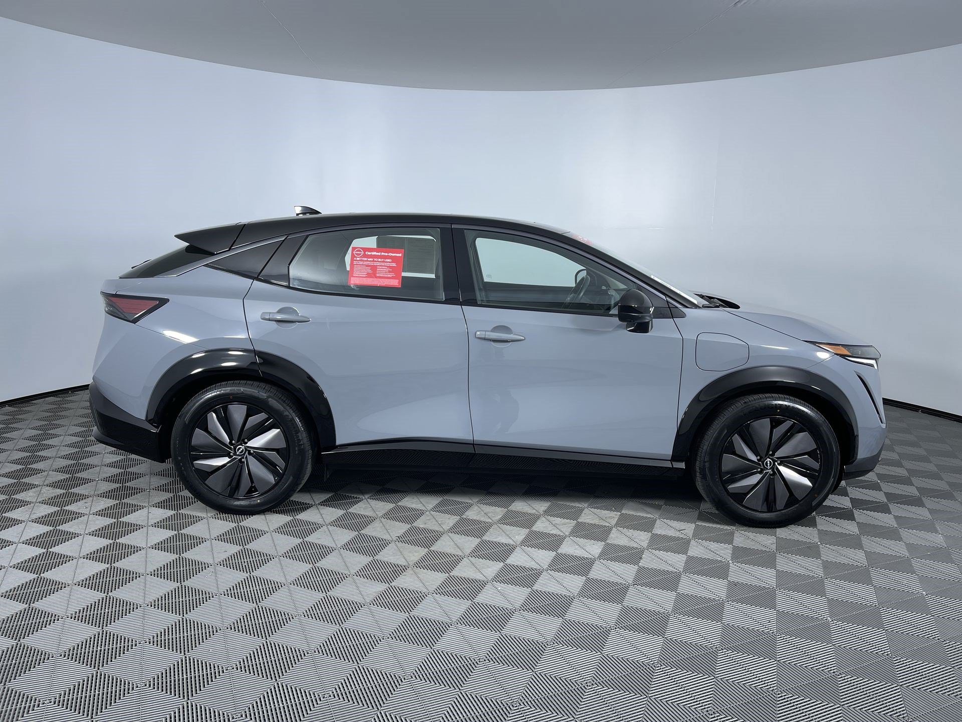 Certified 2024 Nissan Ariya AWD image 10