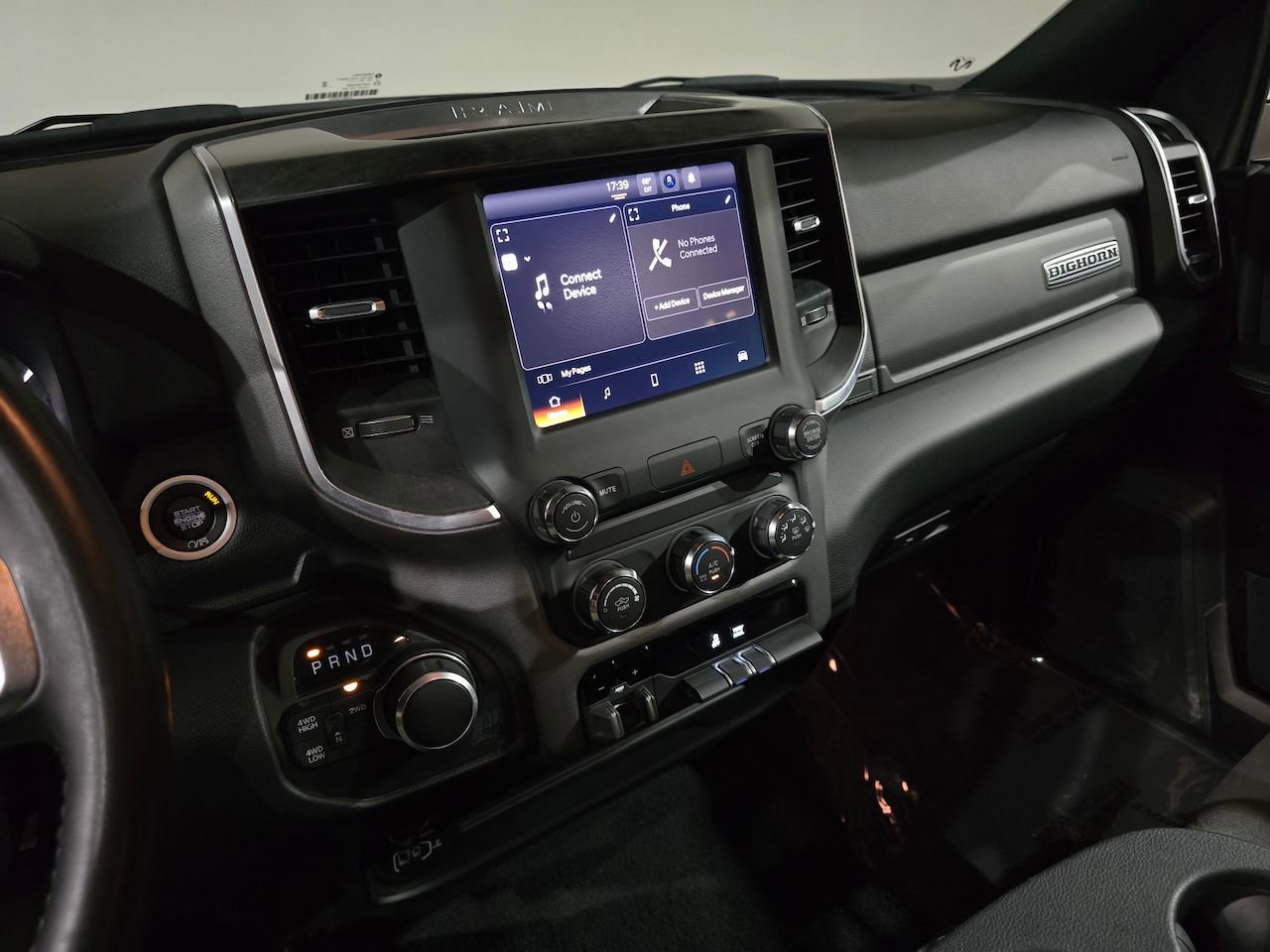 Used 2024 RAM 2500 Big Horn image 25