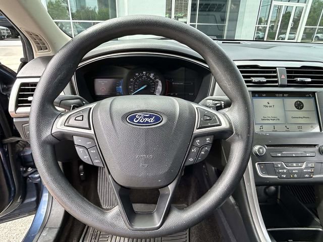 Used 2018 Ford Fusion SE w/ Fusion SE Technology Package image 22