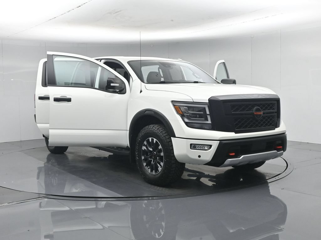 Used 2021 Nissan Titan PRO-4X w/ Pro-4x Convenience Package AWD/4WD image 36
