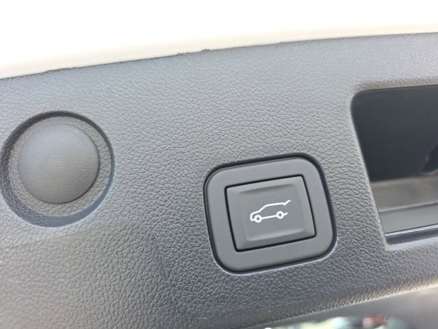 New 2026 Chevrolet Equinox LT w/ Convenience Package II image 29