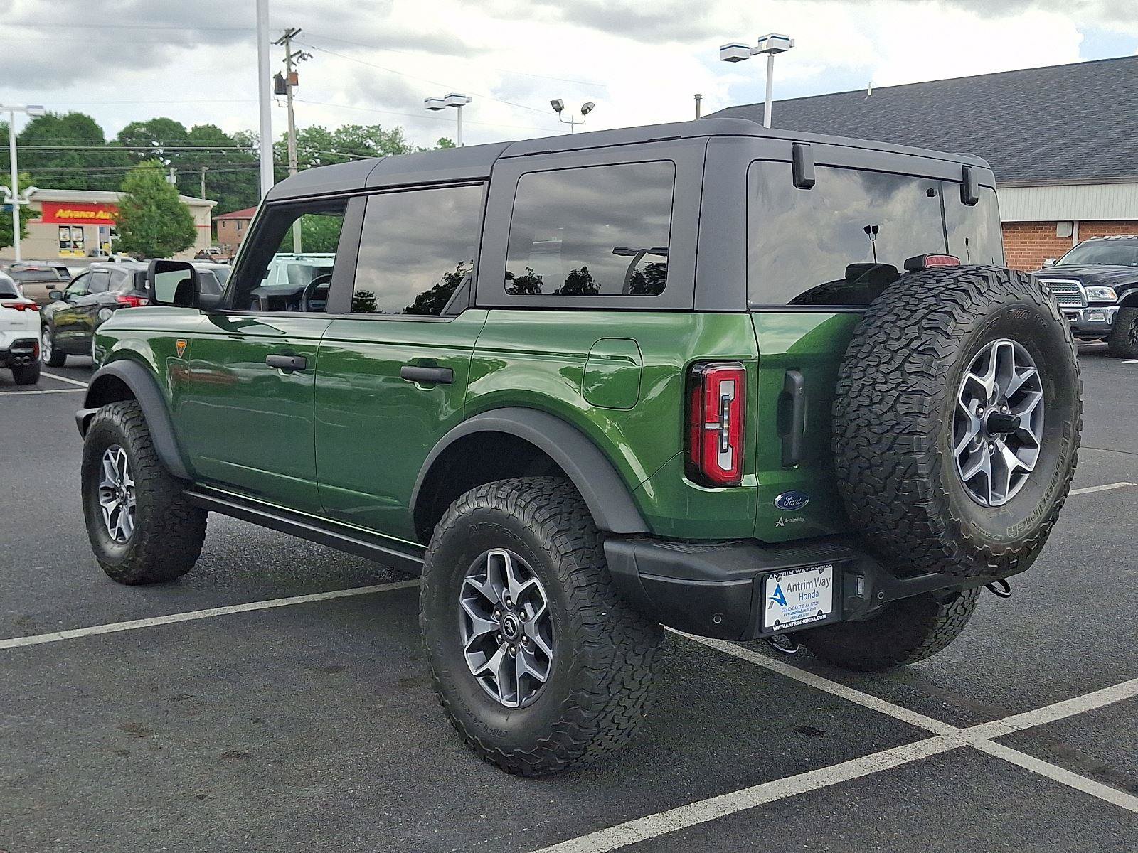 Used 2022 Ford Bronco Badlands AWD/4WD image 4