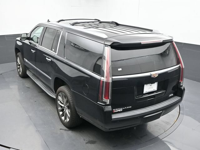 Used 2018 Cadillac Escalade ESV Premium Luxury AWD/4WD image 46