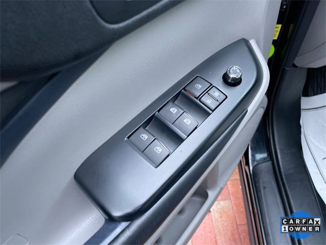 Used 2015 Toyota Highlander Plus image 11