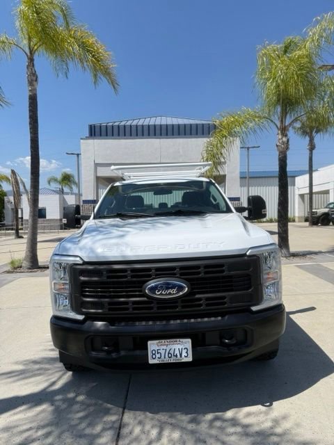 Used 2023 Ford F350 XL w/ 360-Degree Camera Package AWD/4WD image 2