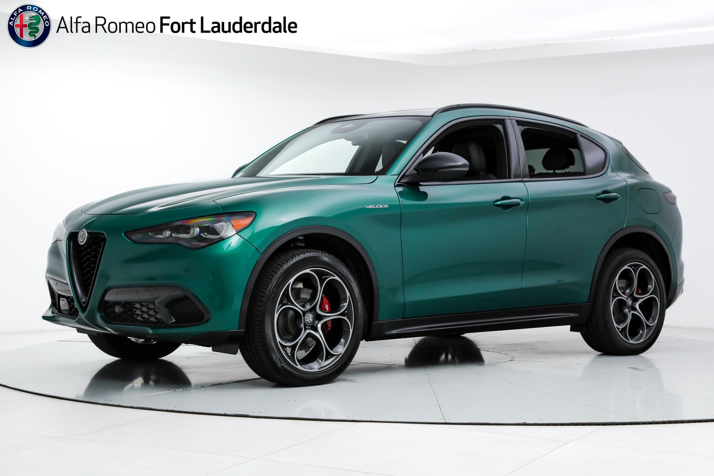 New 2026 Alfa Romeo Stelvio Sprint w/ Convenience Package