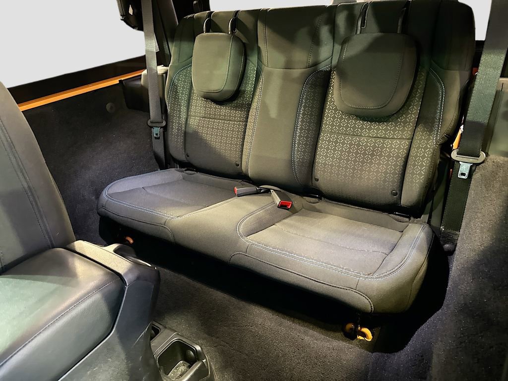 Used 2021 Jeep Wrangler Islander image 30