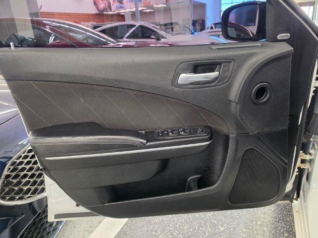 Used 2023 Dodge Charger SXT RWD image 32