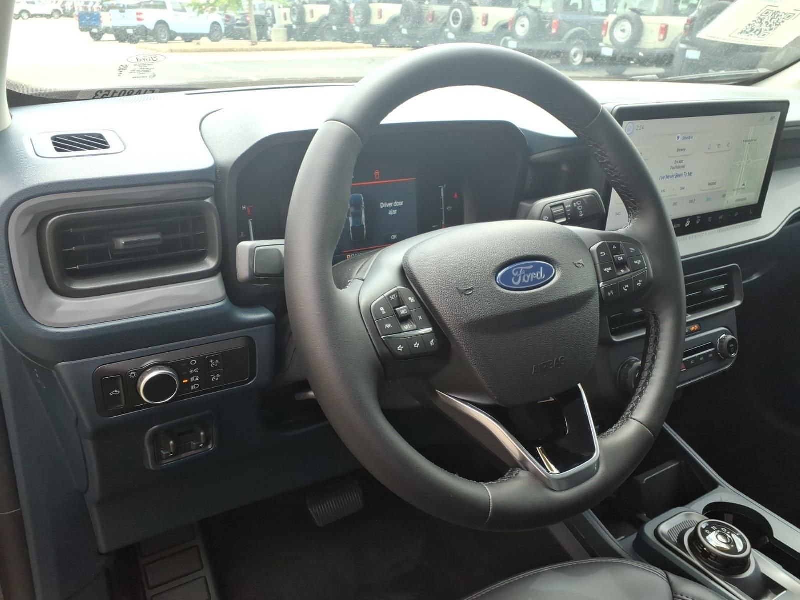 New 2026 Ford Maverick Lariat w/ Black Appearance Package AWD/4WD image 19