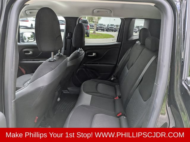 Certified 2023 Jeep Renegade Trailhawk AWD/4WD image 13