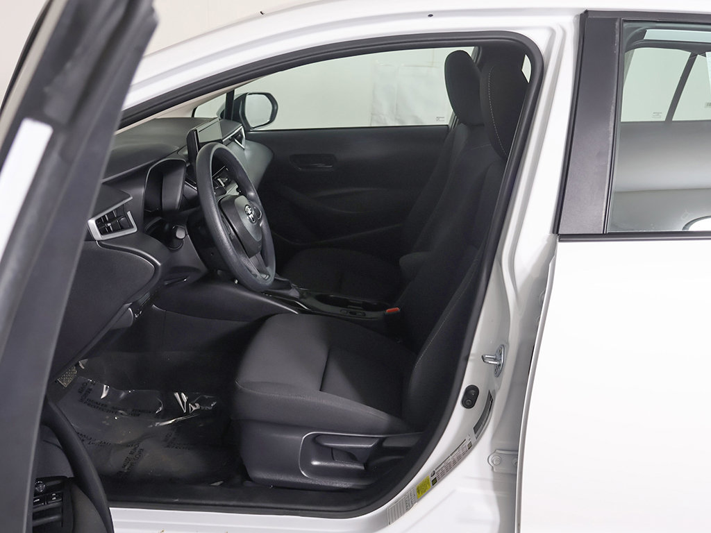 Used 2026 Toyota Corolla LE FWD image 28