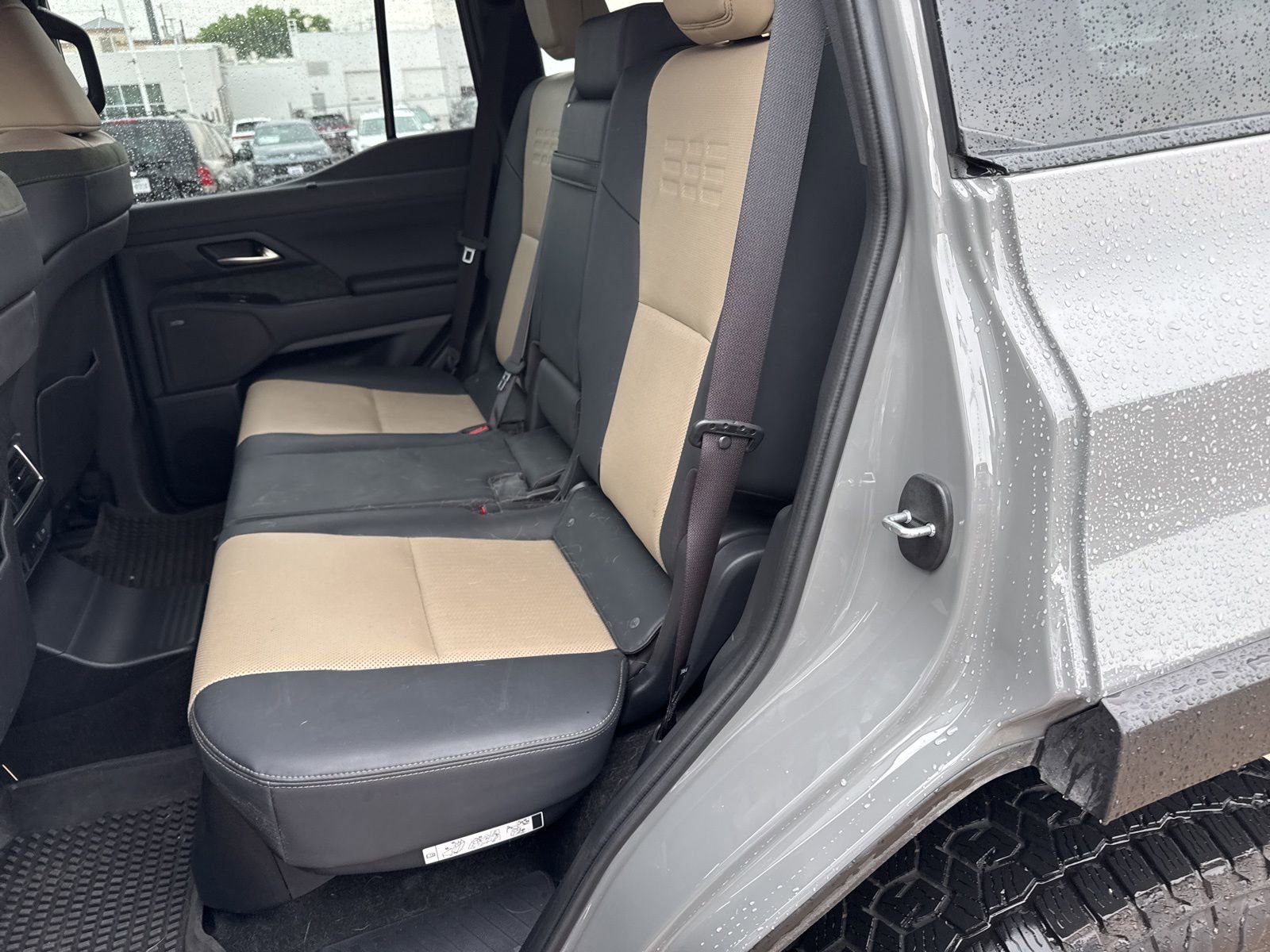 Used 2024 Lexus GX 550 AWD/4WD image 12