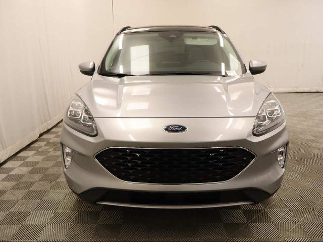 Certified 2022 Ford Escape Titanium w/ Class II Trailer Tow Package image 10