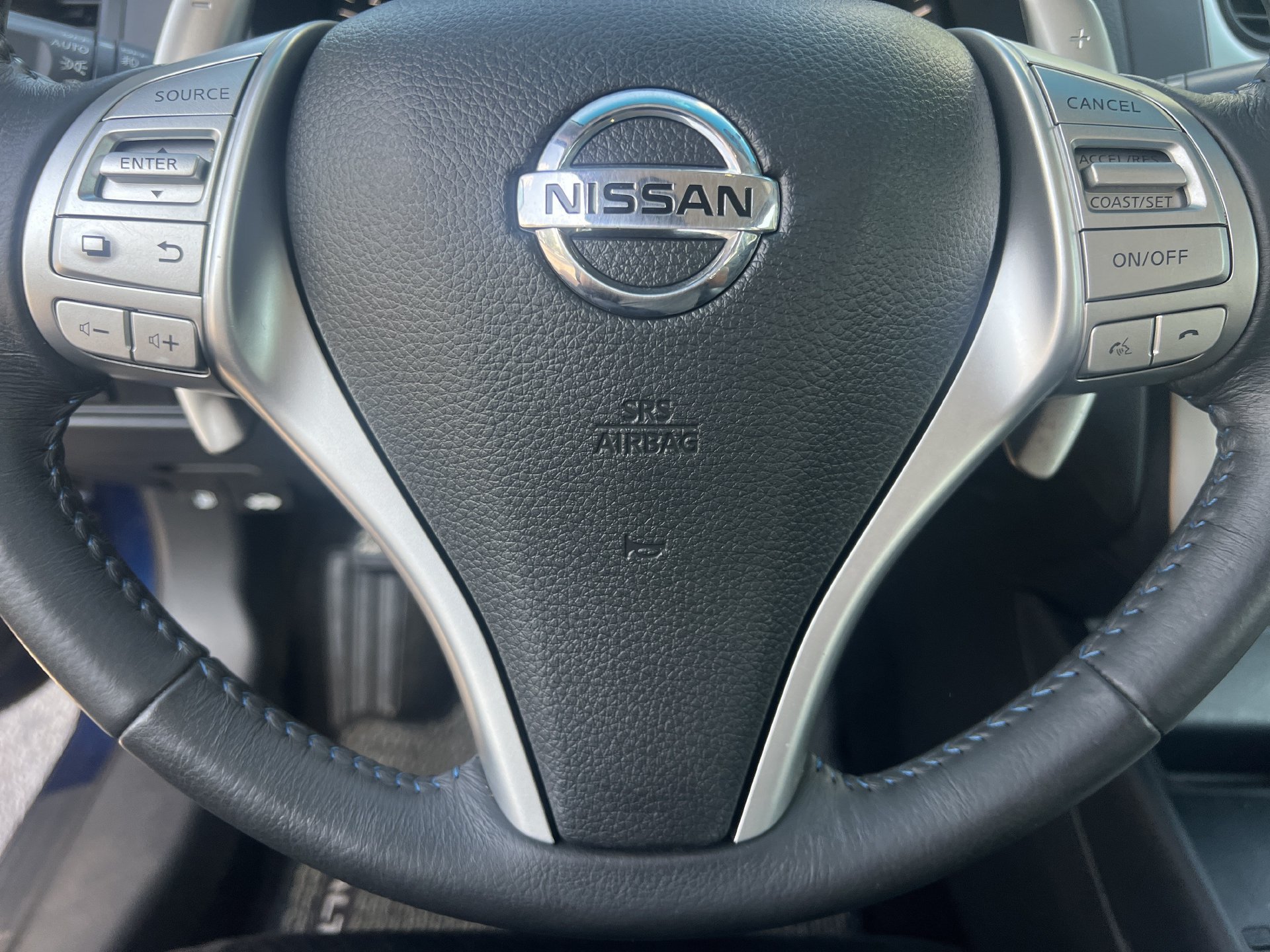Used 2017 Nissan Altima 2.5 SR FWD image 9
