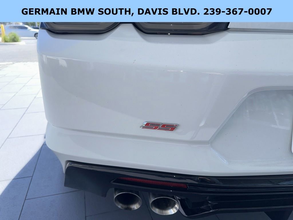Used 2019 Chevrolet Camaro SS image 16