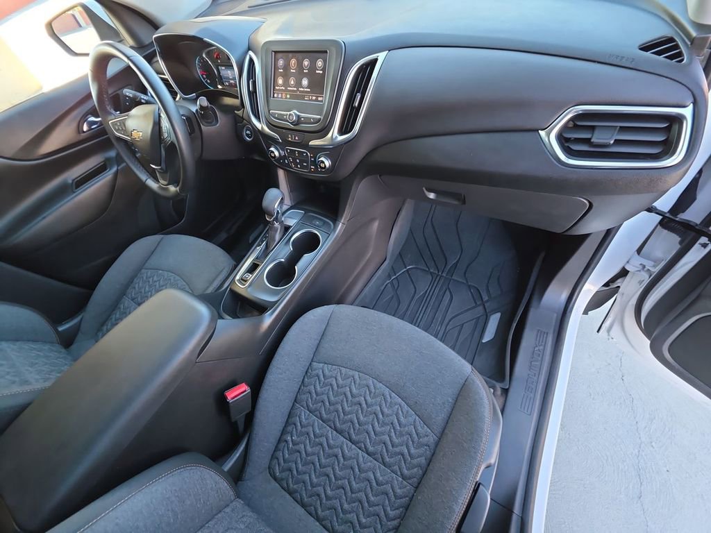 Used 2024 Chevrolet Equinox LT w/ LPO, Floor Liner Package image 30